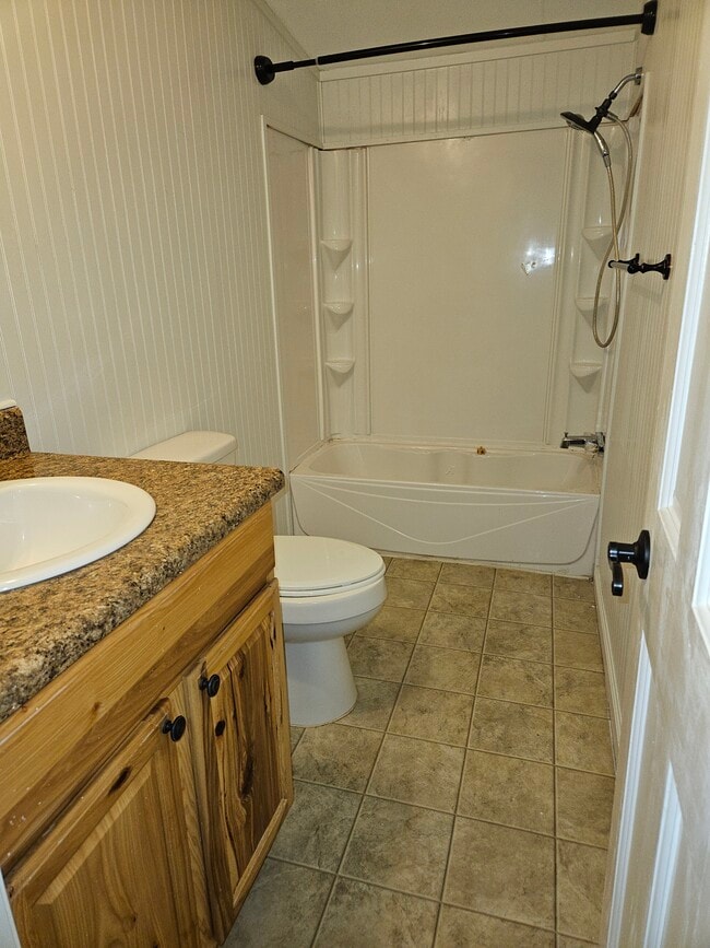 Guest bath - 152 Ashley Ln