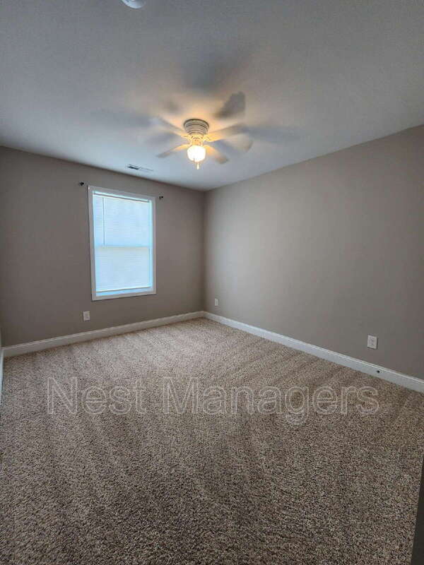 Building Photo - 3846 Standardbred Dr