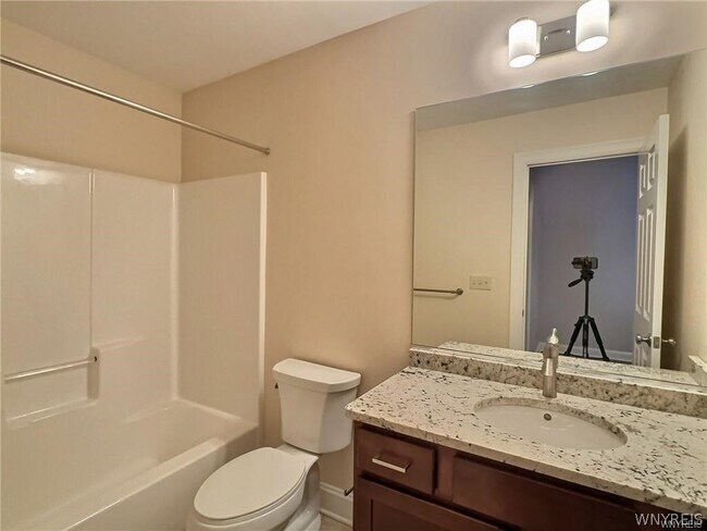 Building Photo - 27 Campbell Meadows