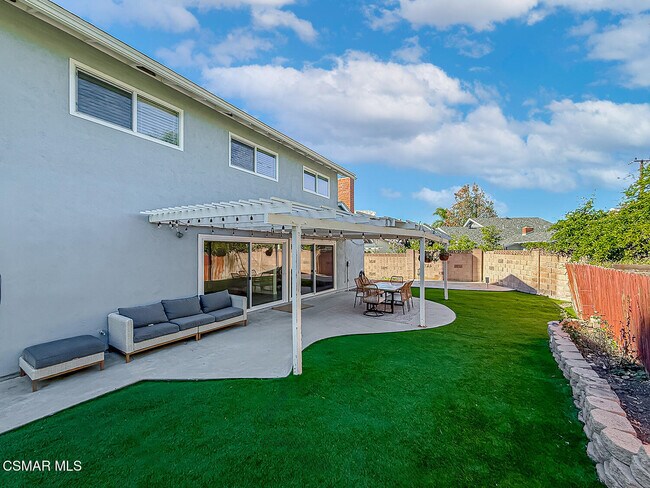 Building Photo - 2561 Heywood St