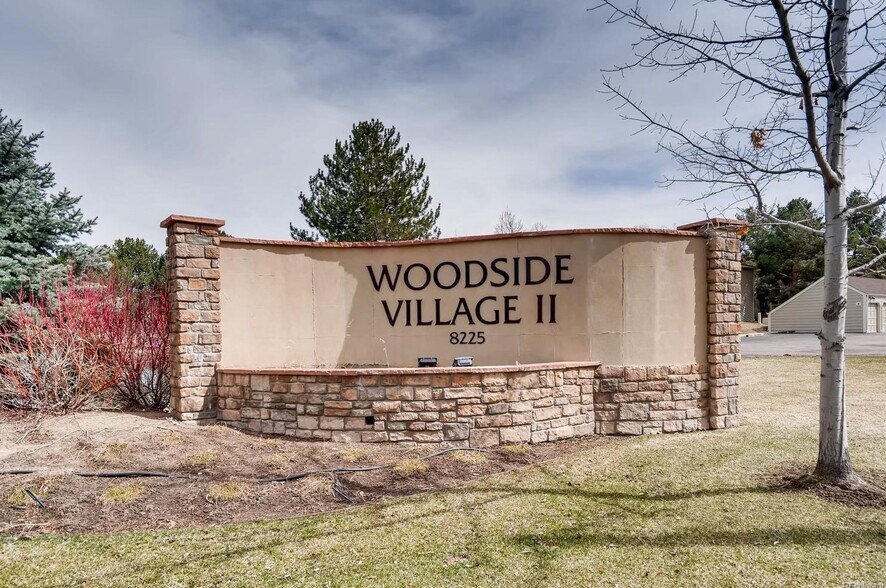 Building Photo - 8225 Fairmount Dr