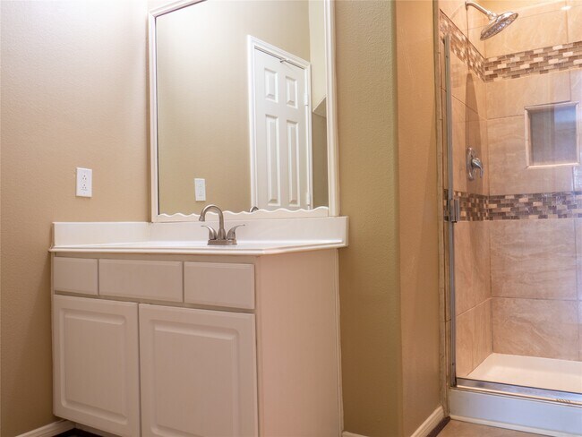 Building Photo - 22527 Goss Spring Ct