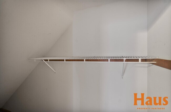 Building Photo - 1839 SE 43rd Terrace