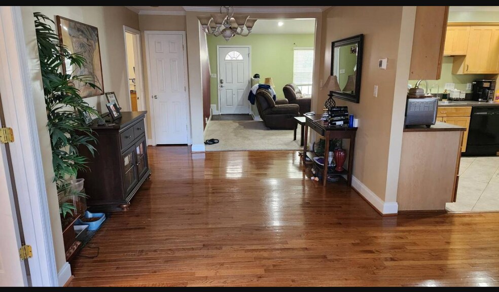 Common area hallway and dining room - 8310 Park Vista Cir