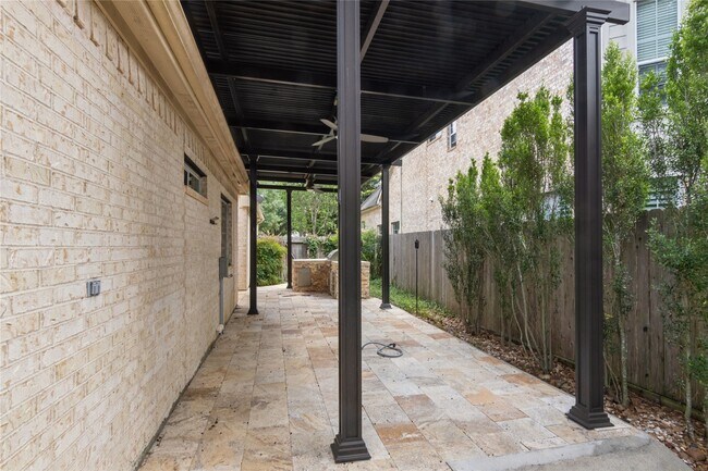 Building Photo - 5306 Norborne Ln