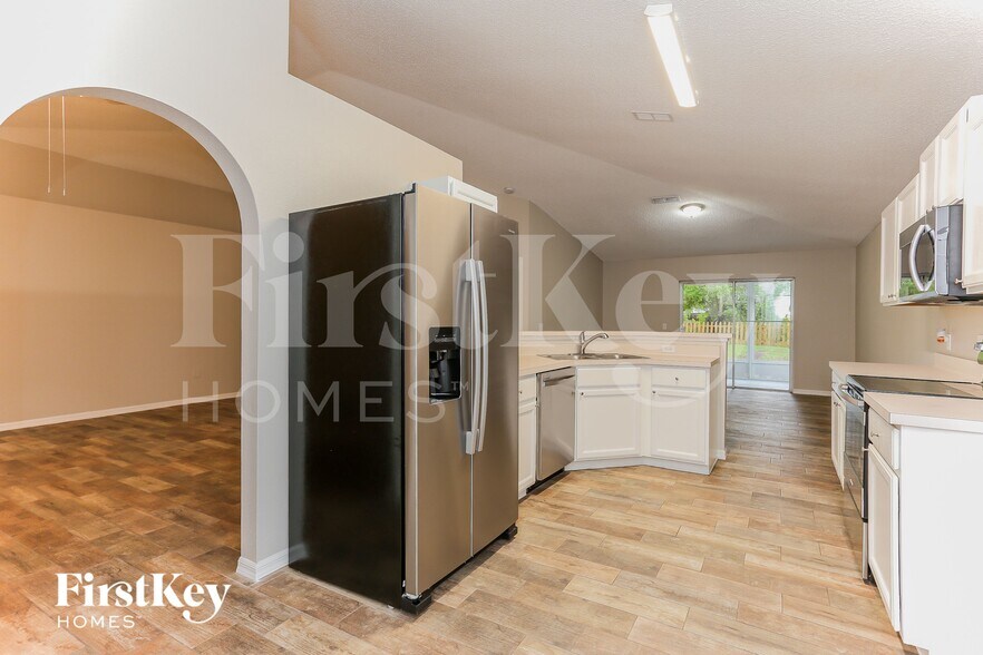 Building Photo - 2683 Cobblestone Forest Cir E