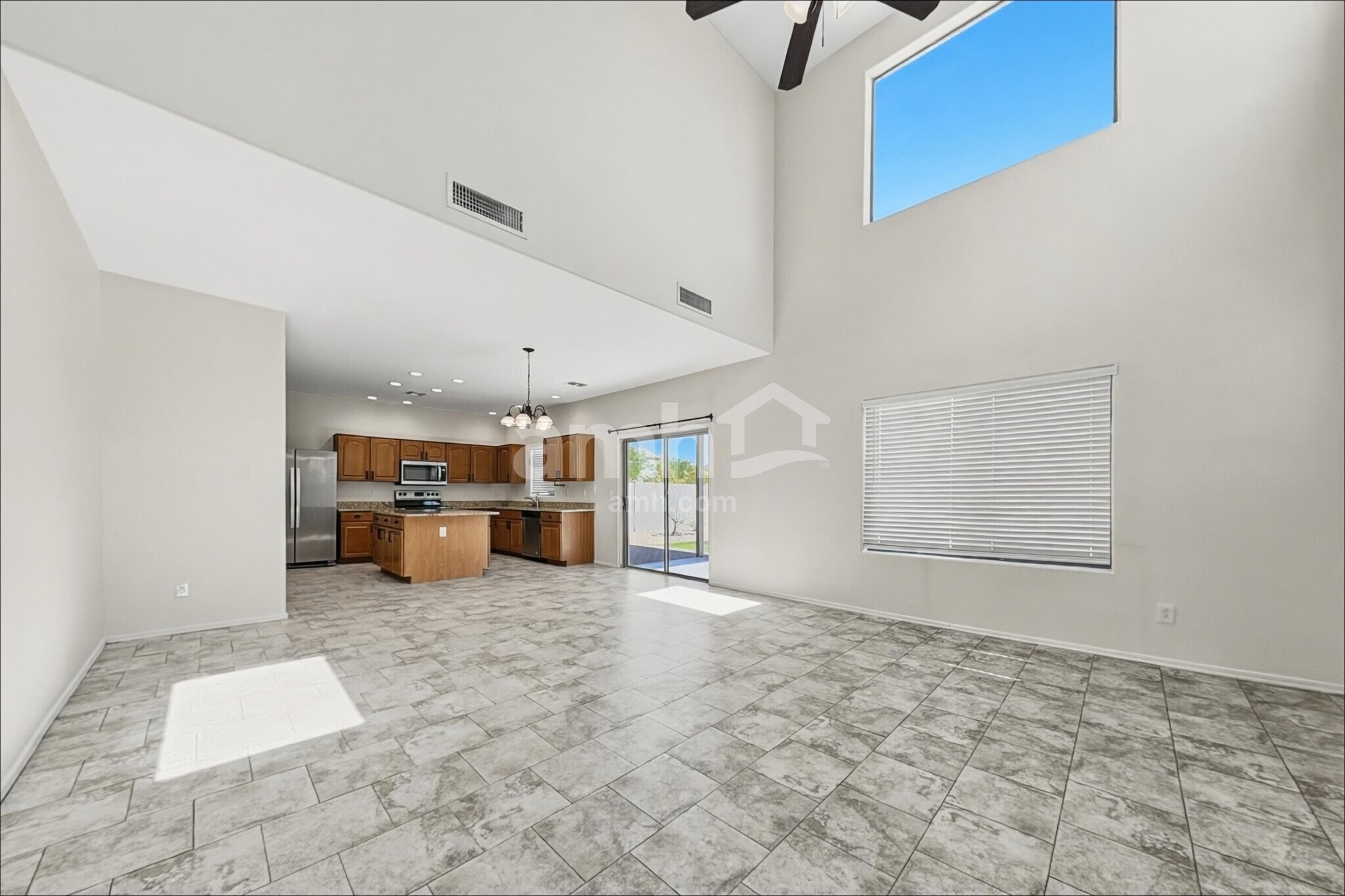 Building Photo - 17238 W Maui Ln