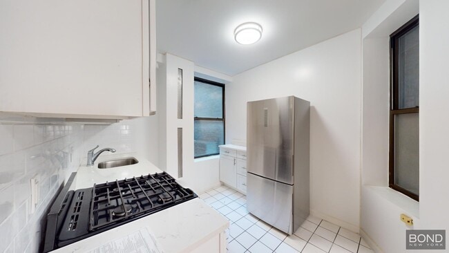 Floorplan - 218 East 85th Street