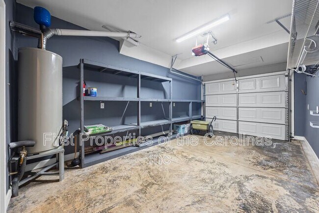 Building Photo - 2535 Fossil Stone Ln
