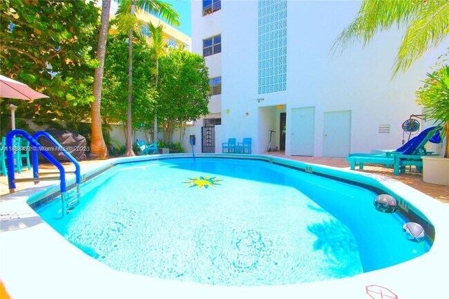 Building Photo - 1390 Ocean Dr