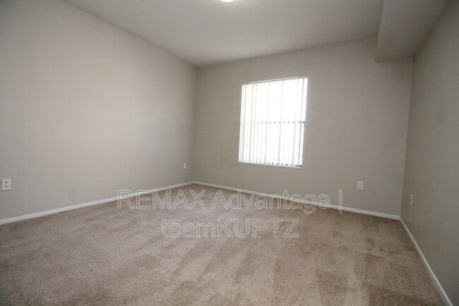 Building Photo - 45 Maleena Mesa St
