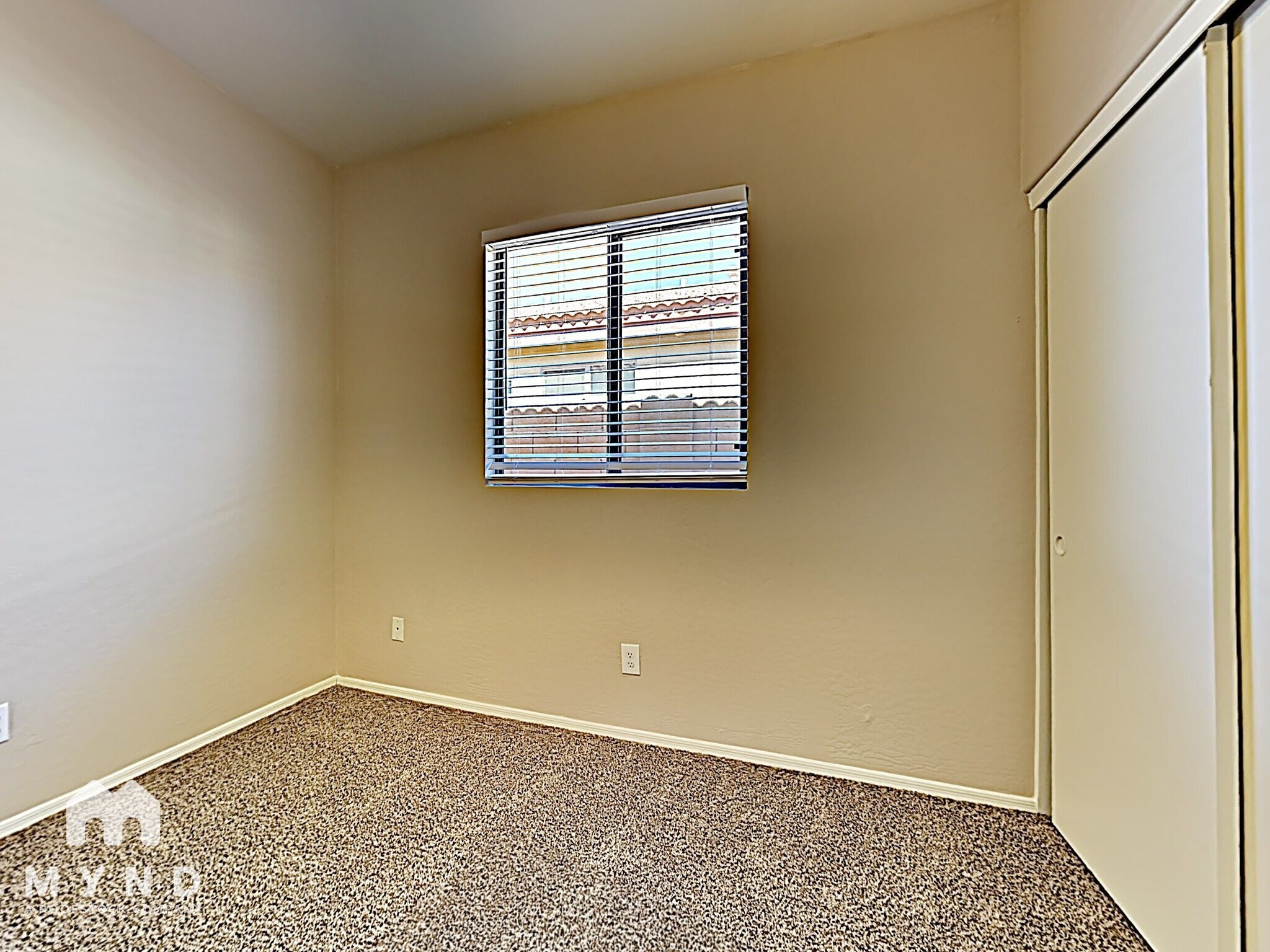 Building Photo - 11178 W Granada Rd