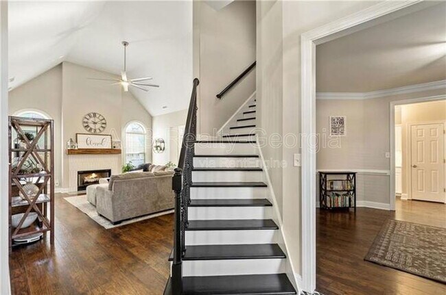 Building Photo - 203 Lenox Dr