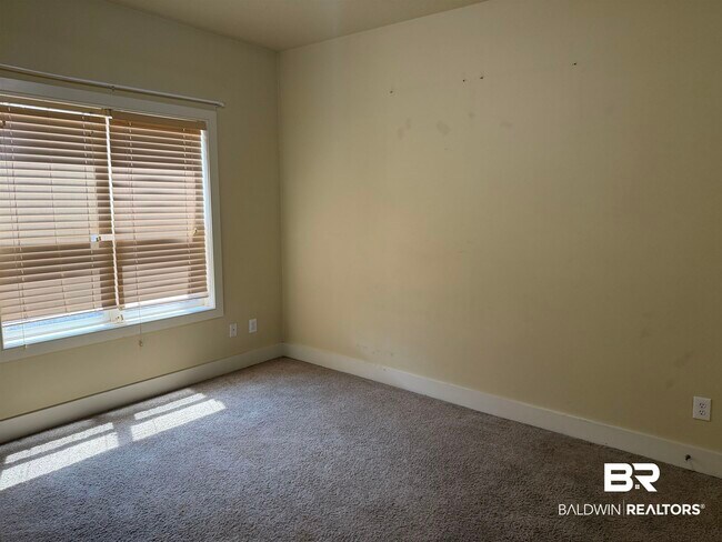 Building Photo - 501 Cotton Creek Dr