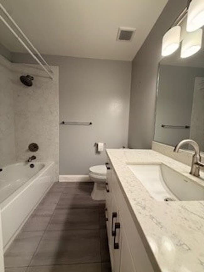 Building Photo - Eldorado on the Park