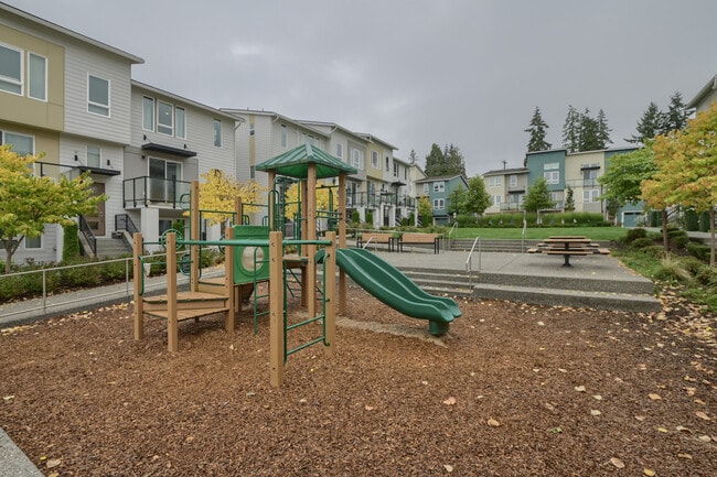 Building Photo - 14661 36th Ct NE