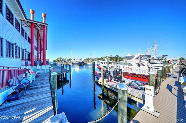 Building Photo - 1305 Calhoun Ave