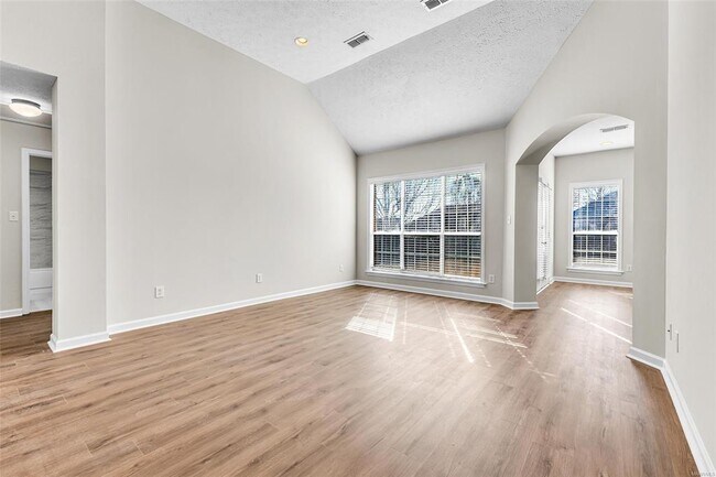 Building Photo - 7406 Mill Ridge Ct