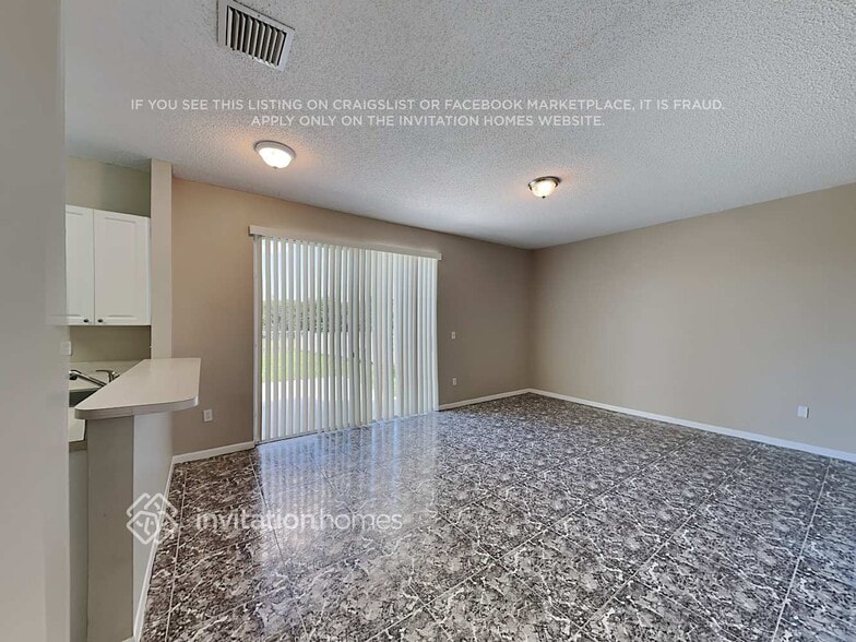 Building Photo - 15106 NW 6th Ct