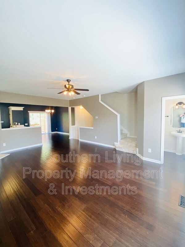 Building Photo - 10407 Winslet Dr