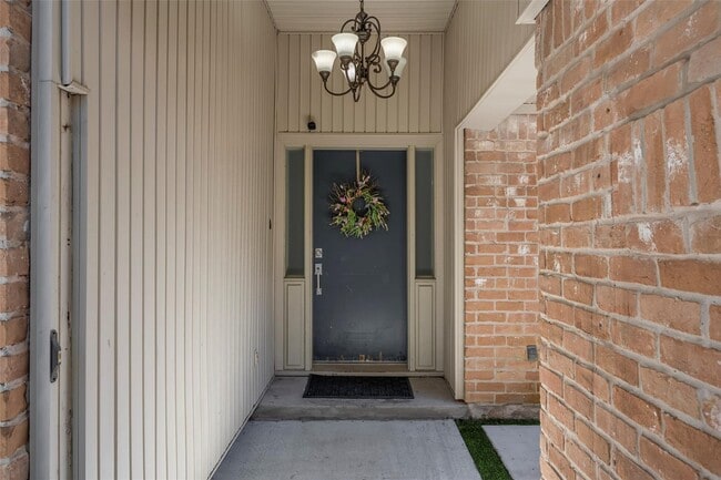Building Photo - 11743 Wickhollow Ln