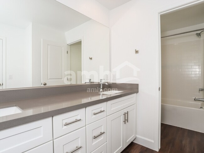 Building Photo - 6541 Enlightenment Dr