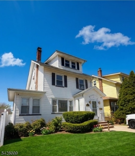 Building Photo - 1580 Summit Ave