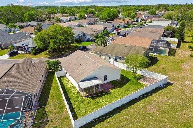 Building Photo - 7904 Floradora Dr