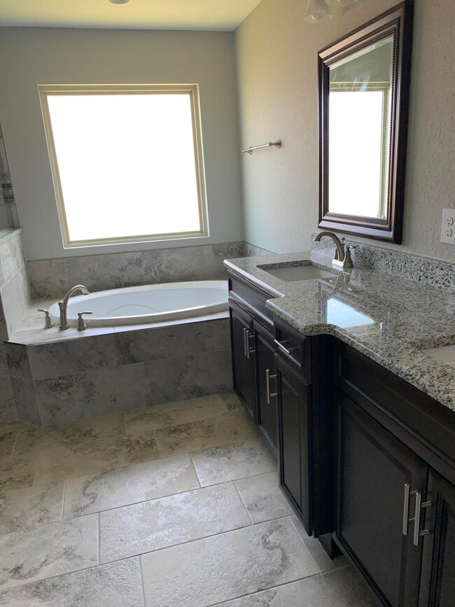 Building Photo - 2551 Tree Feather Ct