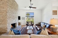 Building Photo - Luxury Golf Course Retreat in Indian Wells