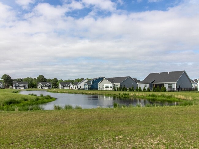 Building Photo - WINTER RENTAL - 3 BED 2.5 BATH SINGLE FAMI...