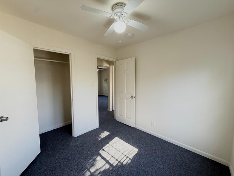 Building Photo - 808 30th St