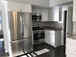 Building Photo - 9 Neponset Ct