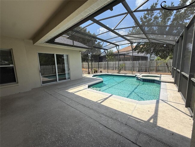 Building Photo - 13208 Paloma Dr
