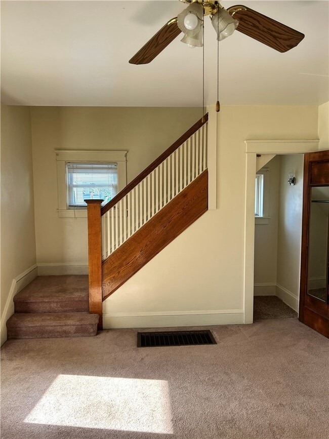 Building Photo - 970 Scio St