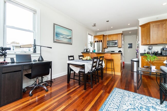 Building Photo - 55 Kelly Rd