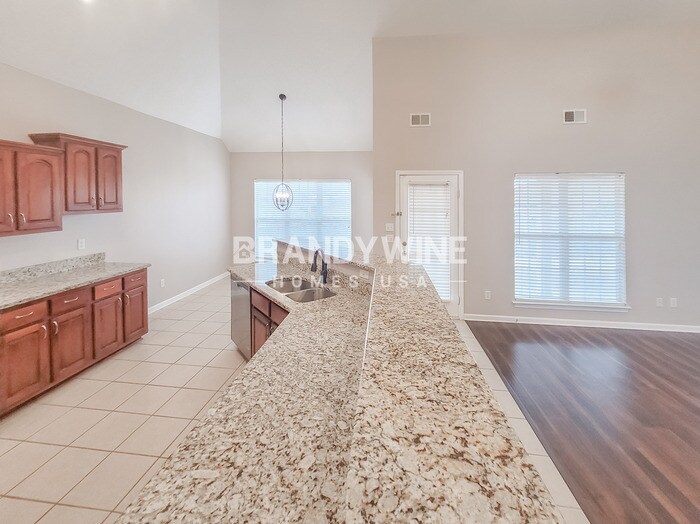 Building Photo - 9876 Brimfield Dr