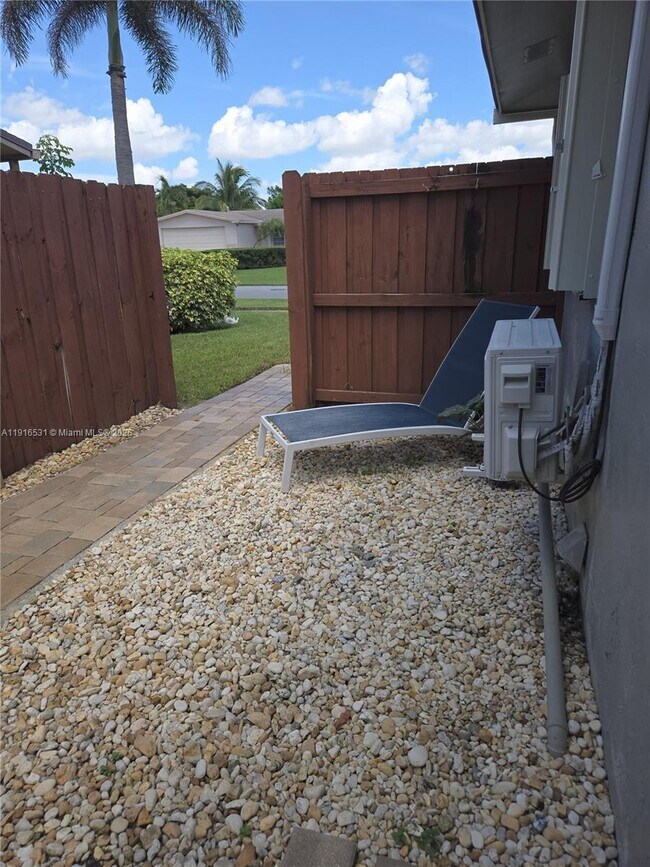 Building Photo - 11030 NW 18th St