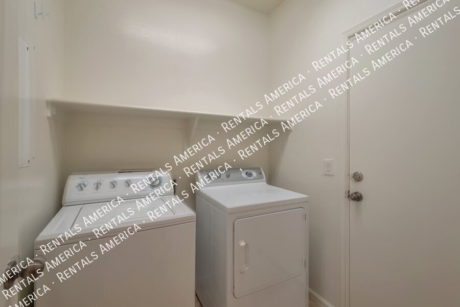 Building Photo - 3883 E Rose Quartz Ln