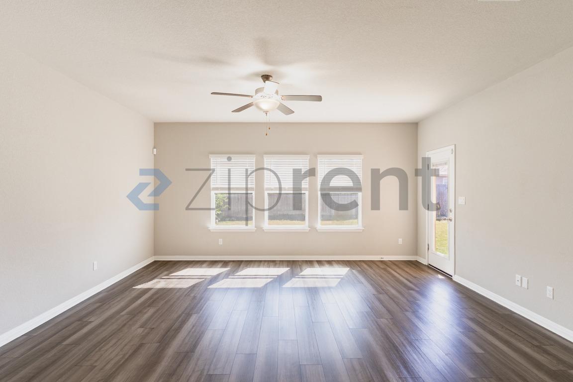 Building Photo - 205 Ethan Run