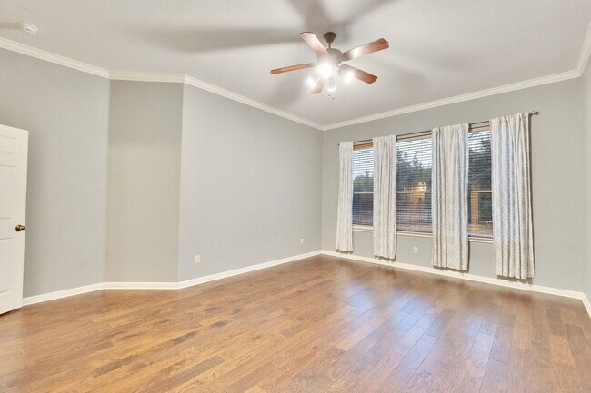 Building Photo - 7017 Via Dono Dr