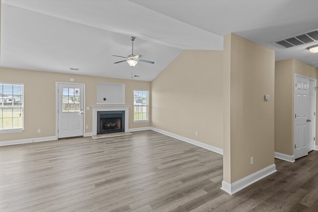 Building Photo - 103 Grist Mill Dr