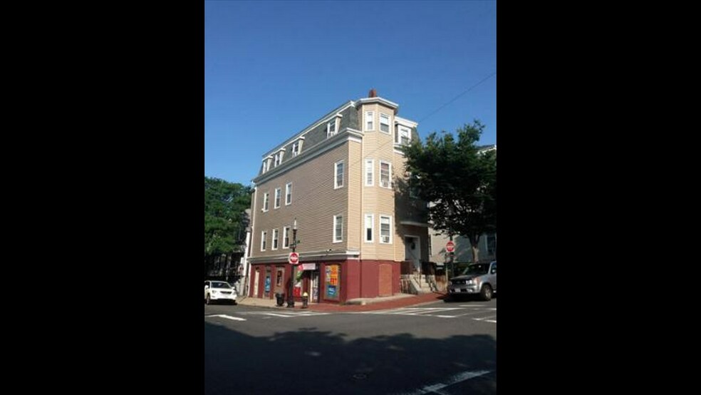 Primary Photo - 75 Putnam St