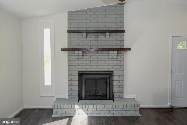 Building Photo - 2816 Ballenger Creek Pike