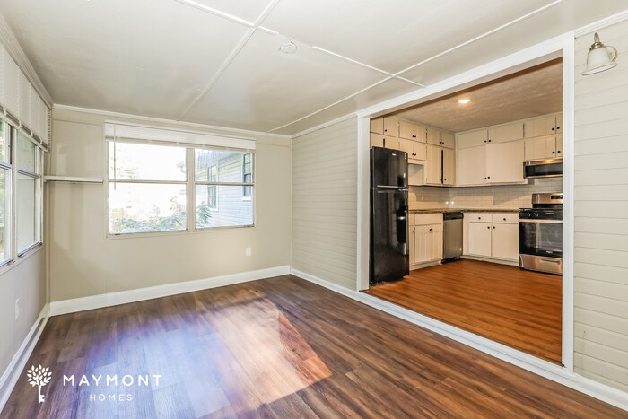 Building Photo - 10268 Foxfire Terrace