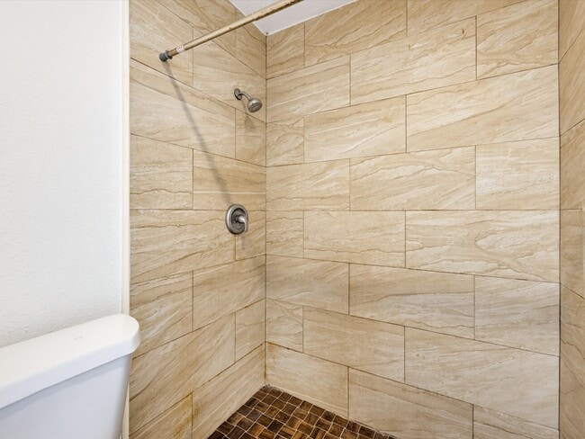 Building Photo - 9548 Pagewood Ln