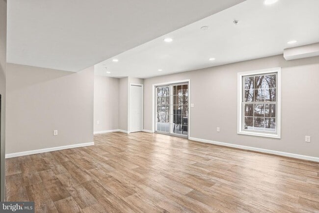 Building Photo - 140 Sage Blvd