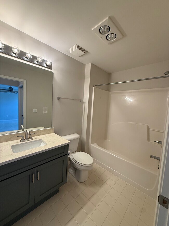 Building Photo - 187 Park Pl