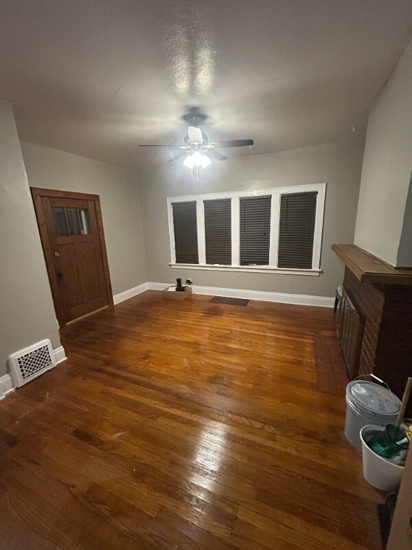 Building Photo - 3238 Ridgeway Ave