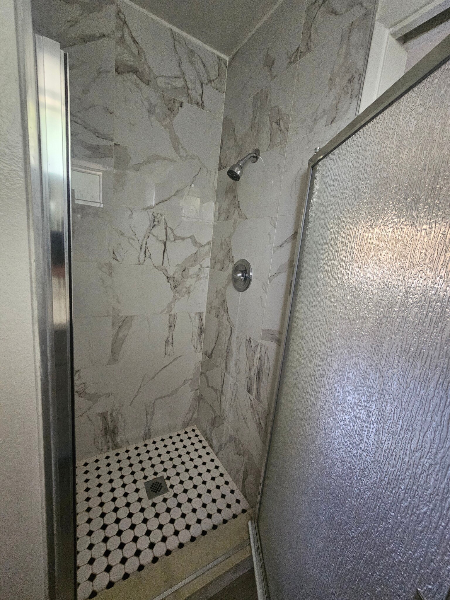 Building Photo - 23220 Pryor Pl